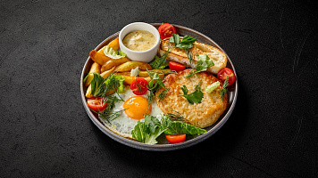 Бифштекс куриный с яйцом Бифштекс куриный с яйцом